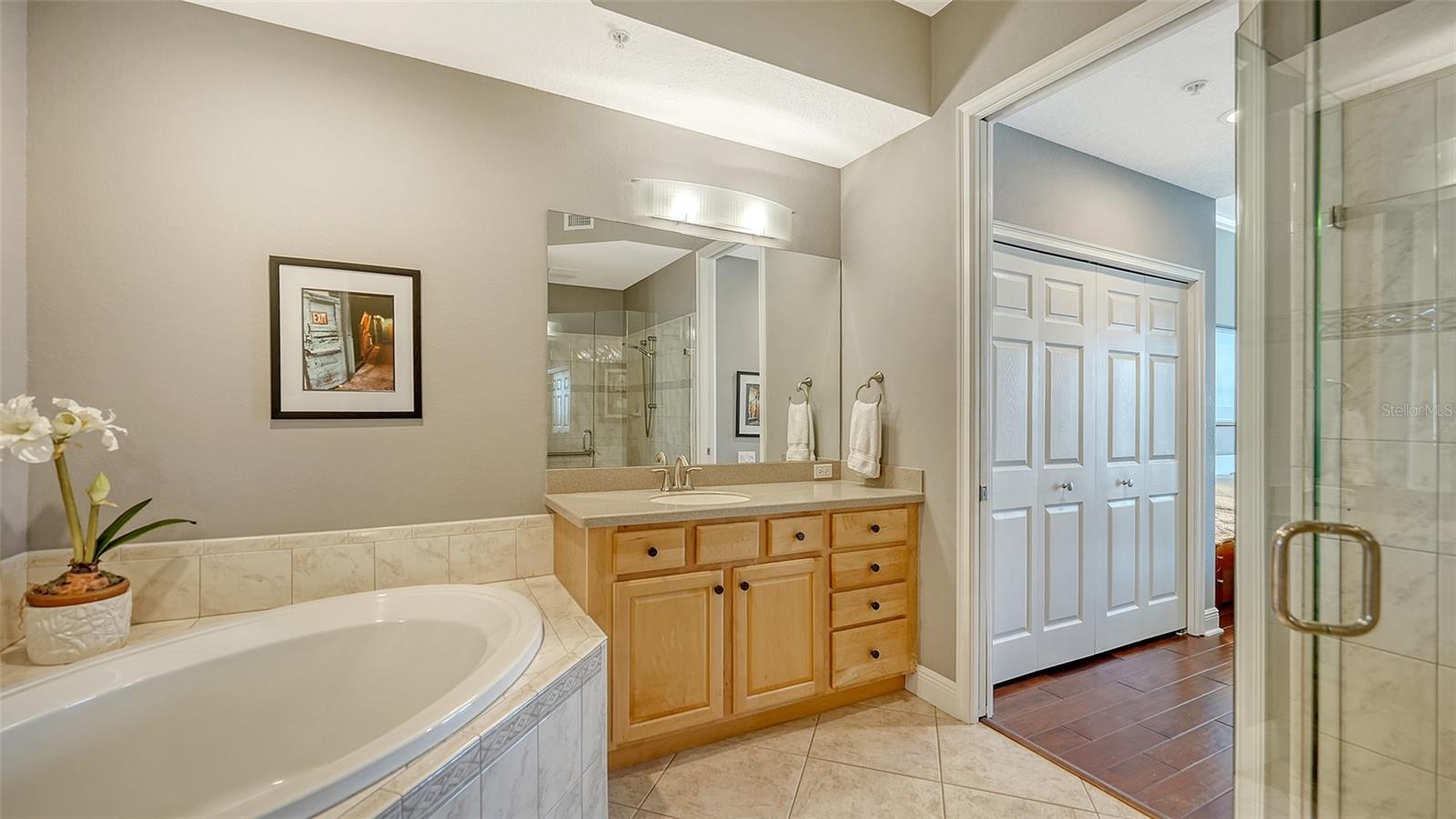 THE MOORINGS AT EDGEWATER - Residential