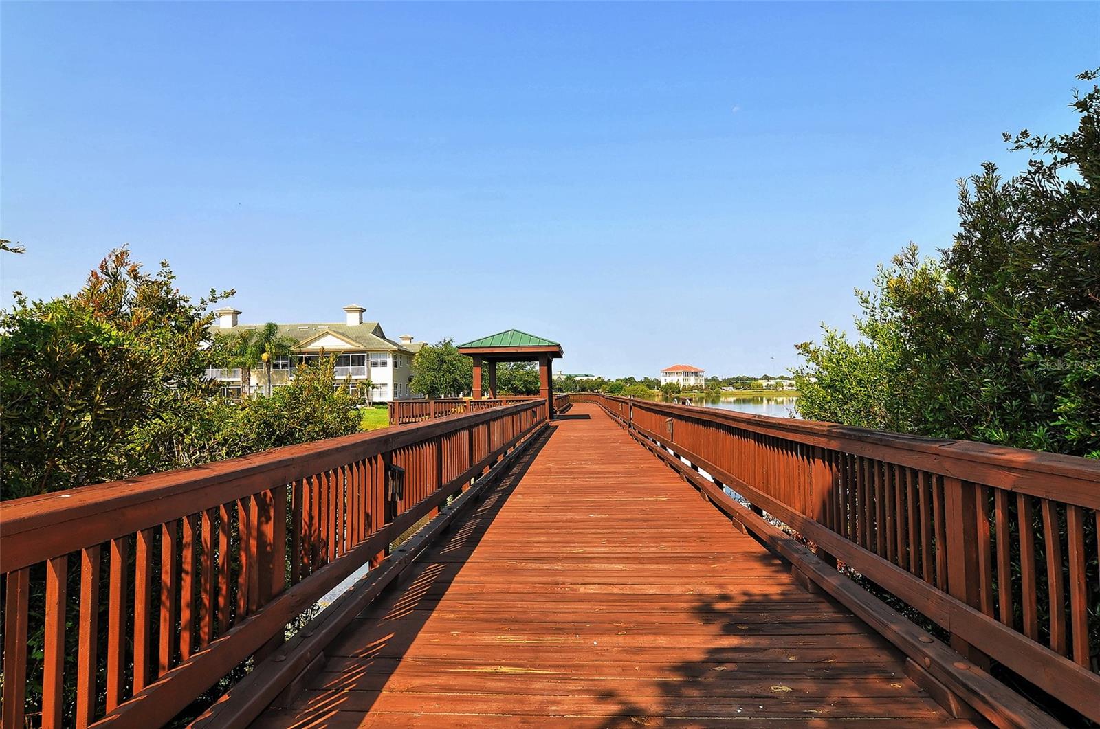 THE MOORINGS AT EDGEWATER - Residential