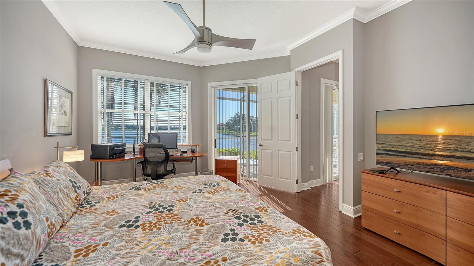 THE MOORINGS AT EDGEWATER - Residential