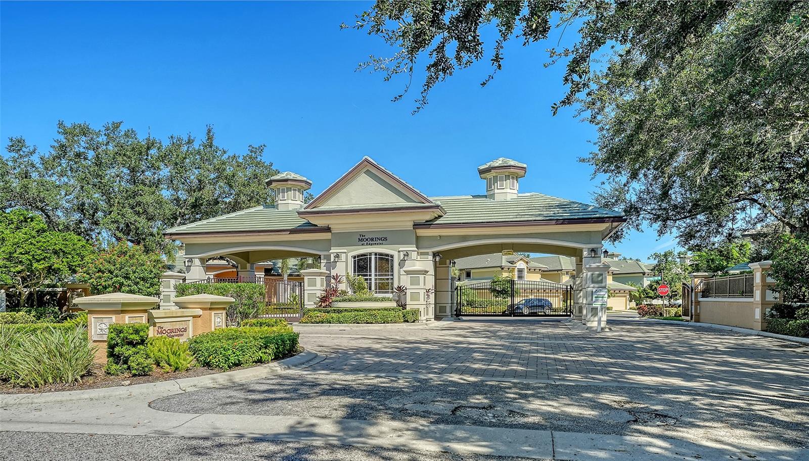 THE MOORINGS AT EDGEWATER - Residential