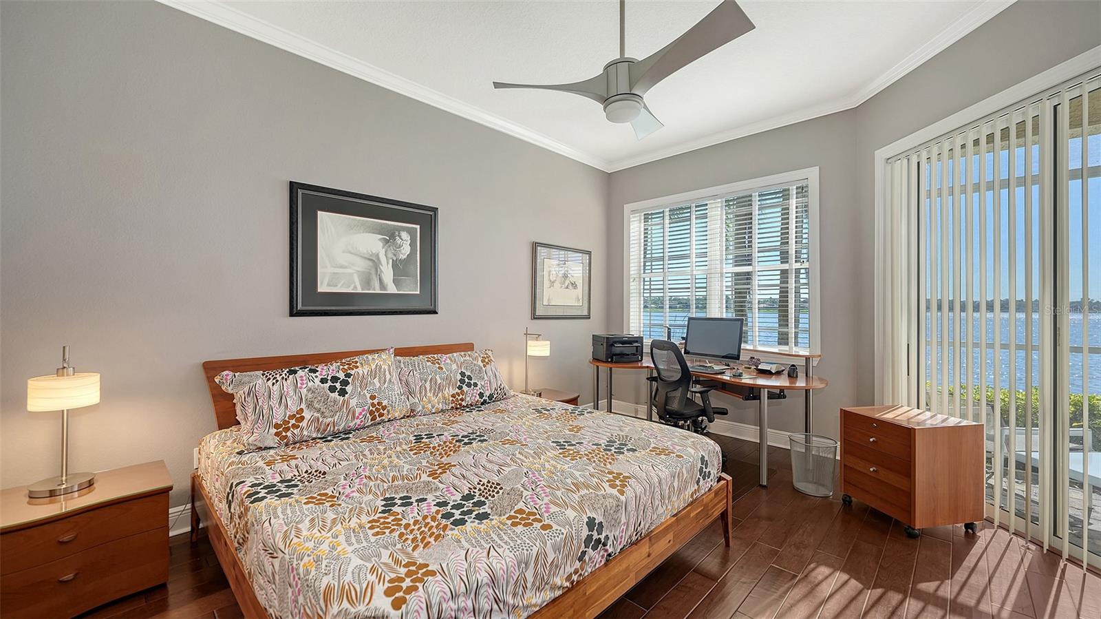 THE MOORINGS AT EDGEWATER - Residential