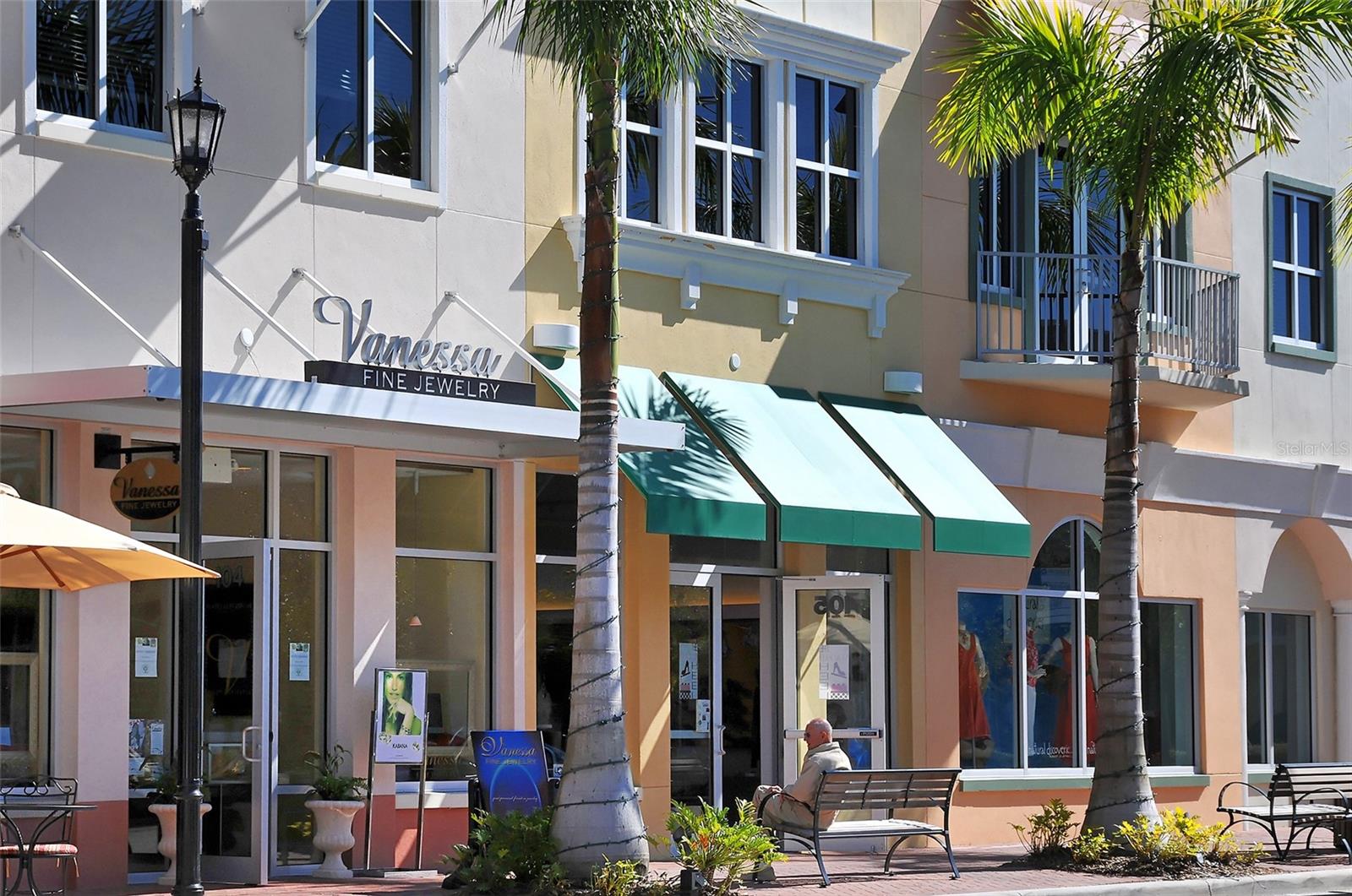 THE MOORINGS AT EDGEWATER - Residential