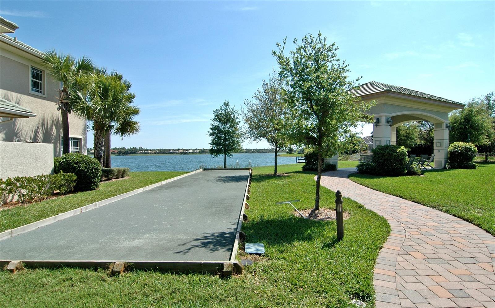 THE MOORINGS AT EDGEWATER - Residential