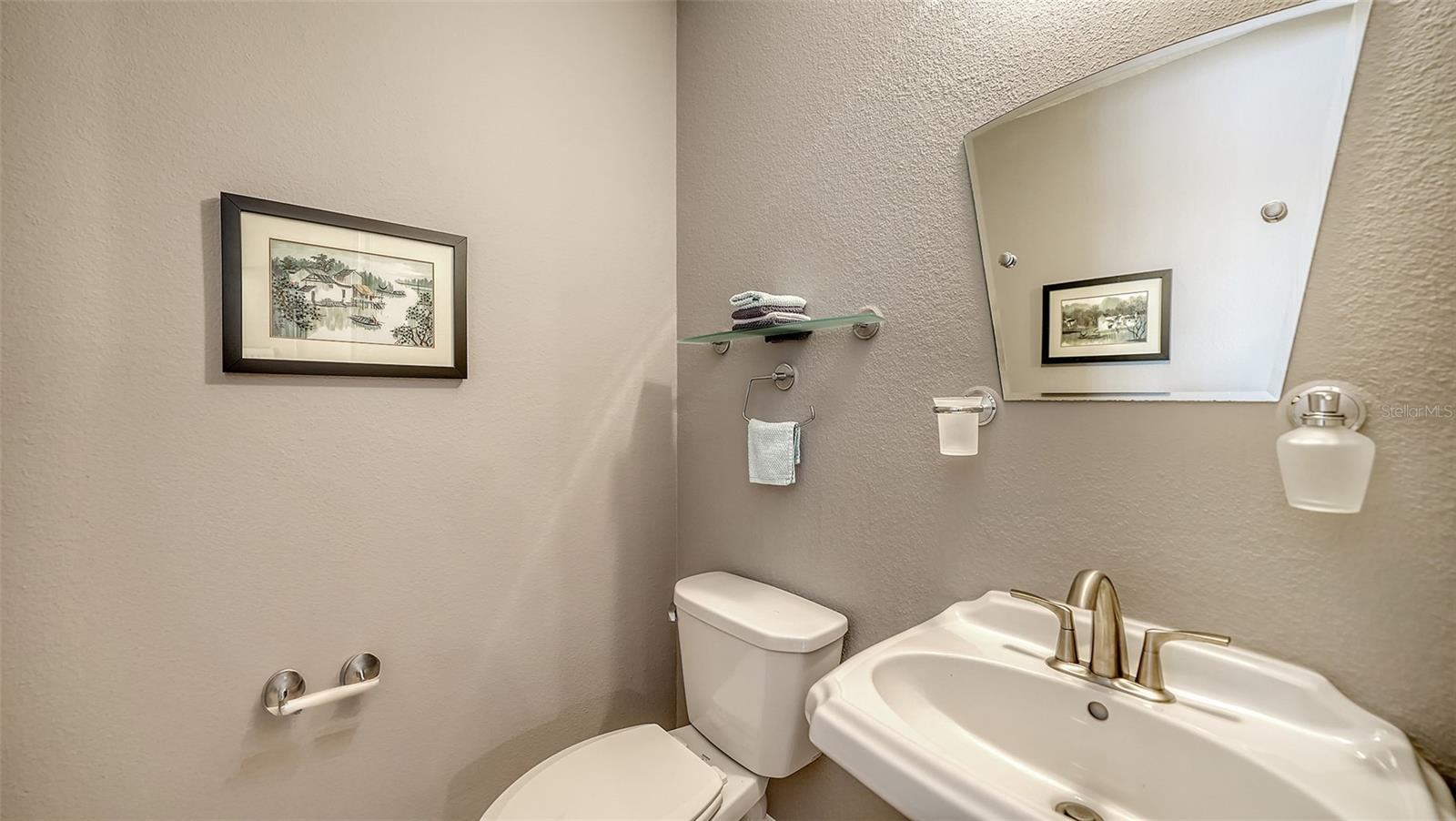 THE MOORINGS AT EDGEWATER - Residential