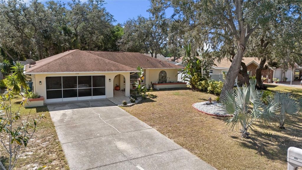 Photo of 5518 Pinehurst Drive, Spring Hill, FL 34606 (MLS # TB8439240)