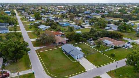 Photo of 721 Pompano Terrace, Punta Gorda, FL 33950 (MLS # C7523044)