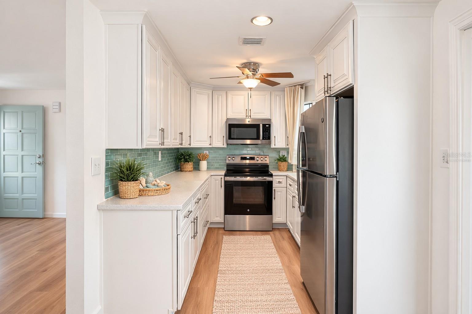 CHARLOTTE PARK - Residential