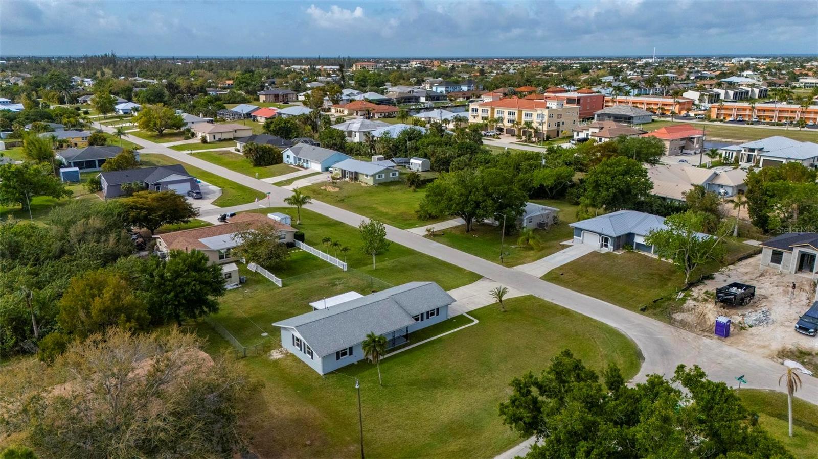 CHARLOTTE PARK - Residential