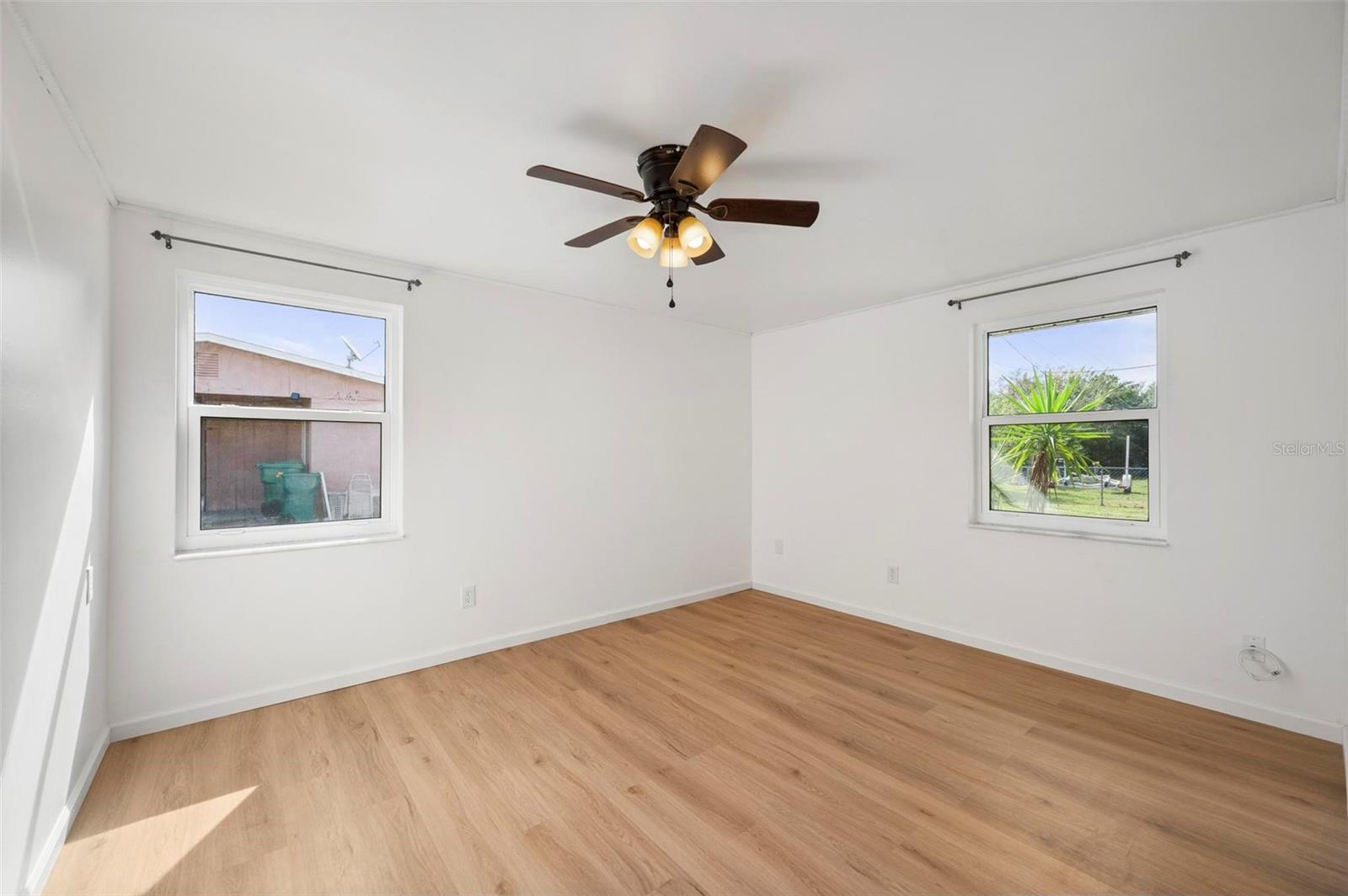 CHARLOTTE PARK - Residential