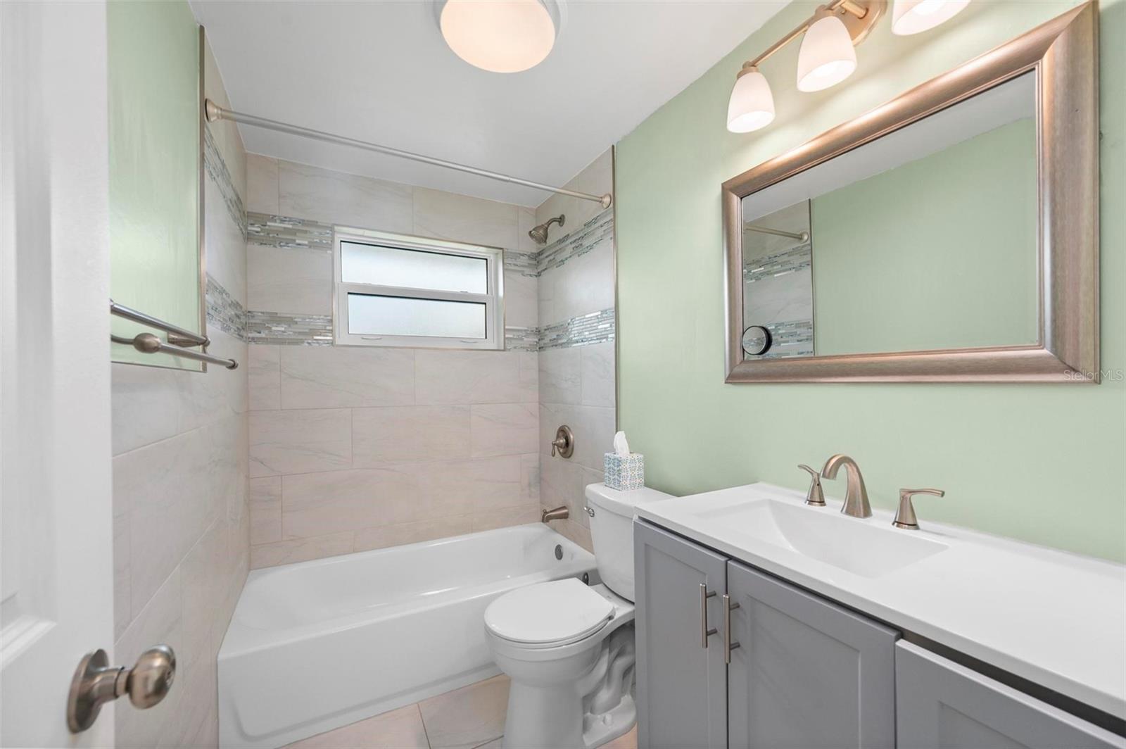 CHARLOTTE PARK - Residential