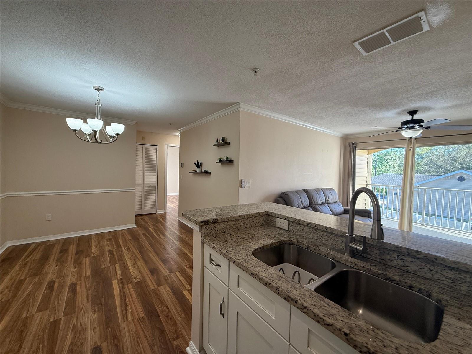 1979 SUMMER CLUB DRIVE 213