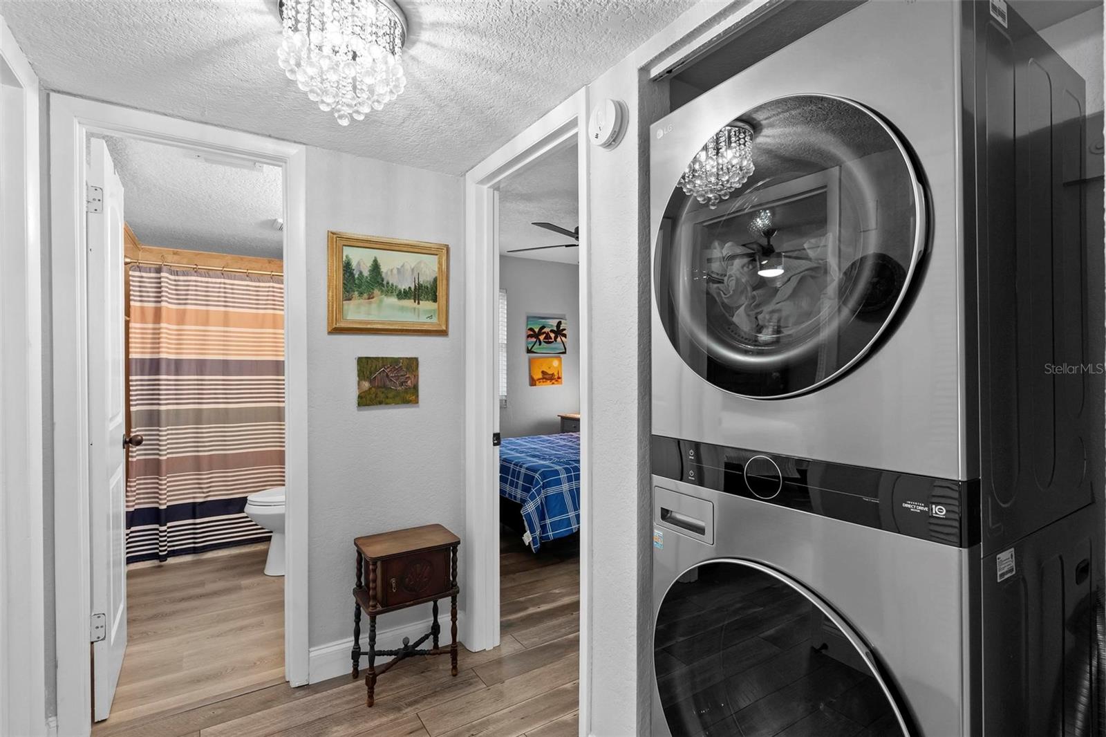 JUNGLE DEN VILLAS PH 01 CONDO - Residential