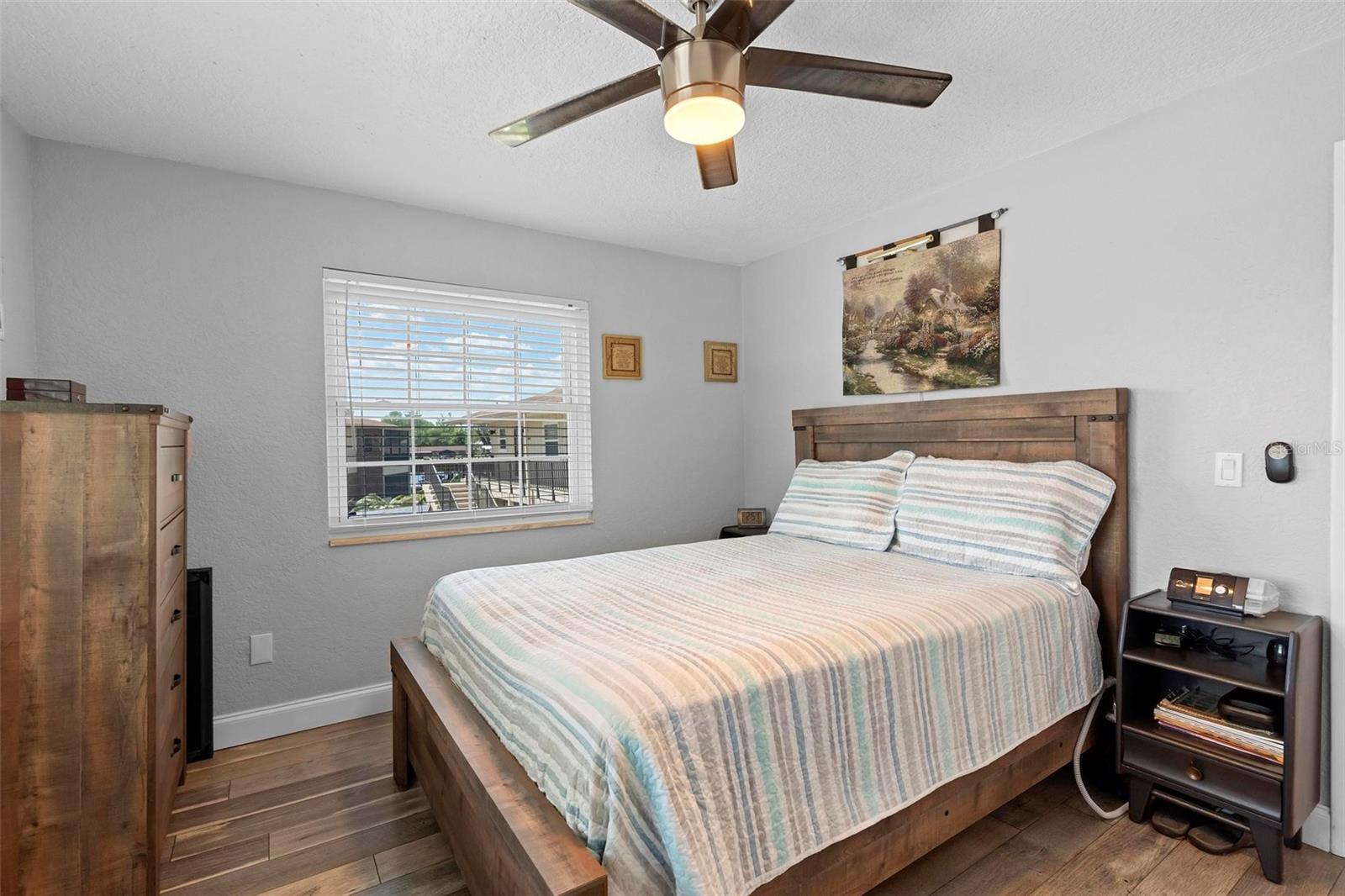 JUNGLE DEN VILLAS PH 01 CONDO - Residential