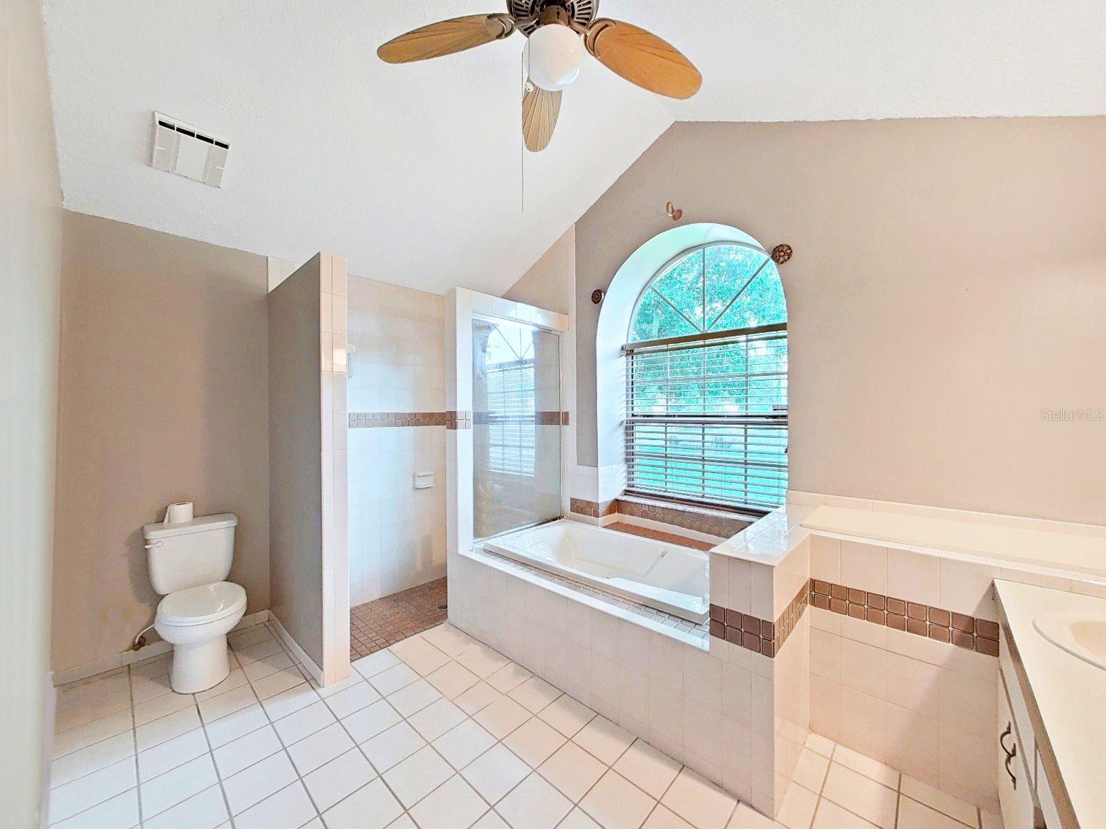 HUNTINGTON WOODS - Residential