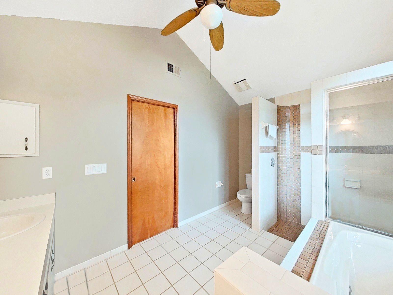HUNTINGTON WOODS - Residential
