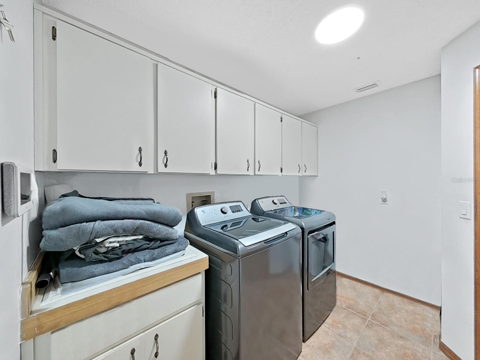 HUNTINGTON WOODS - Residential