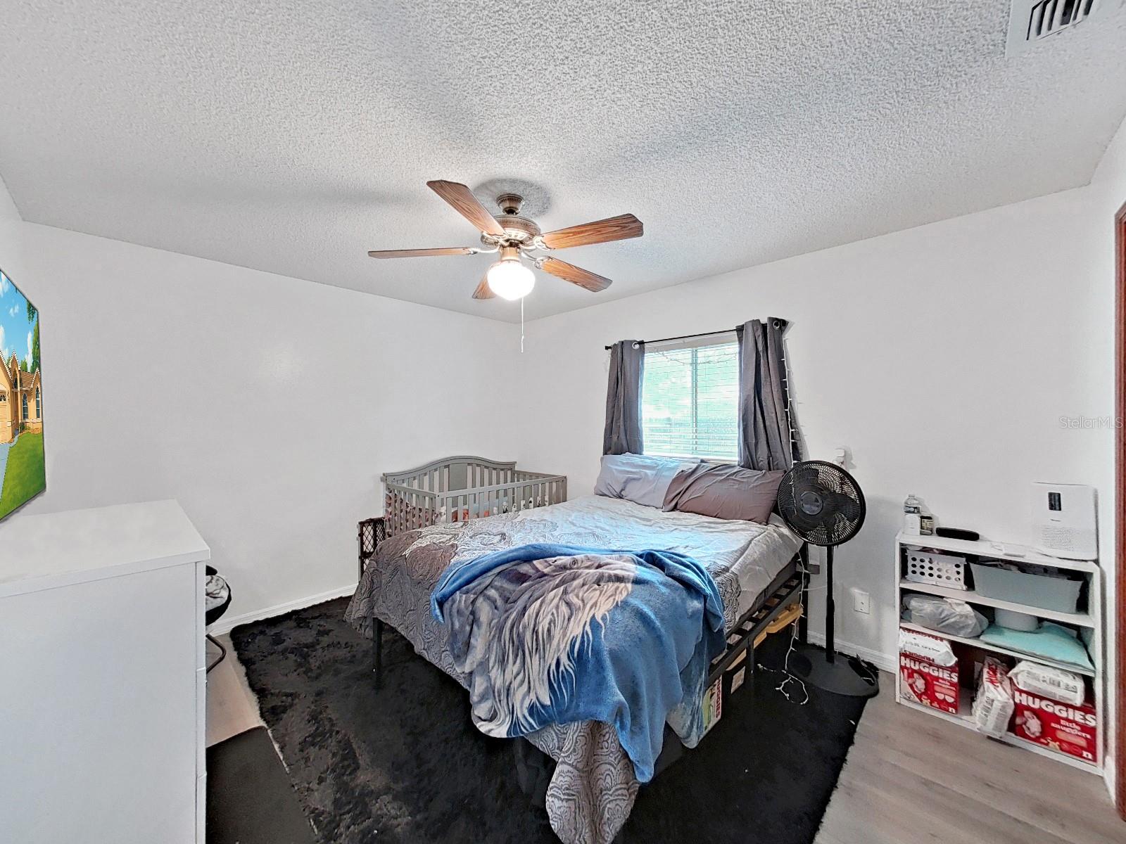 HUNTINGTON WOODS - Residential