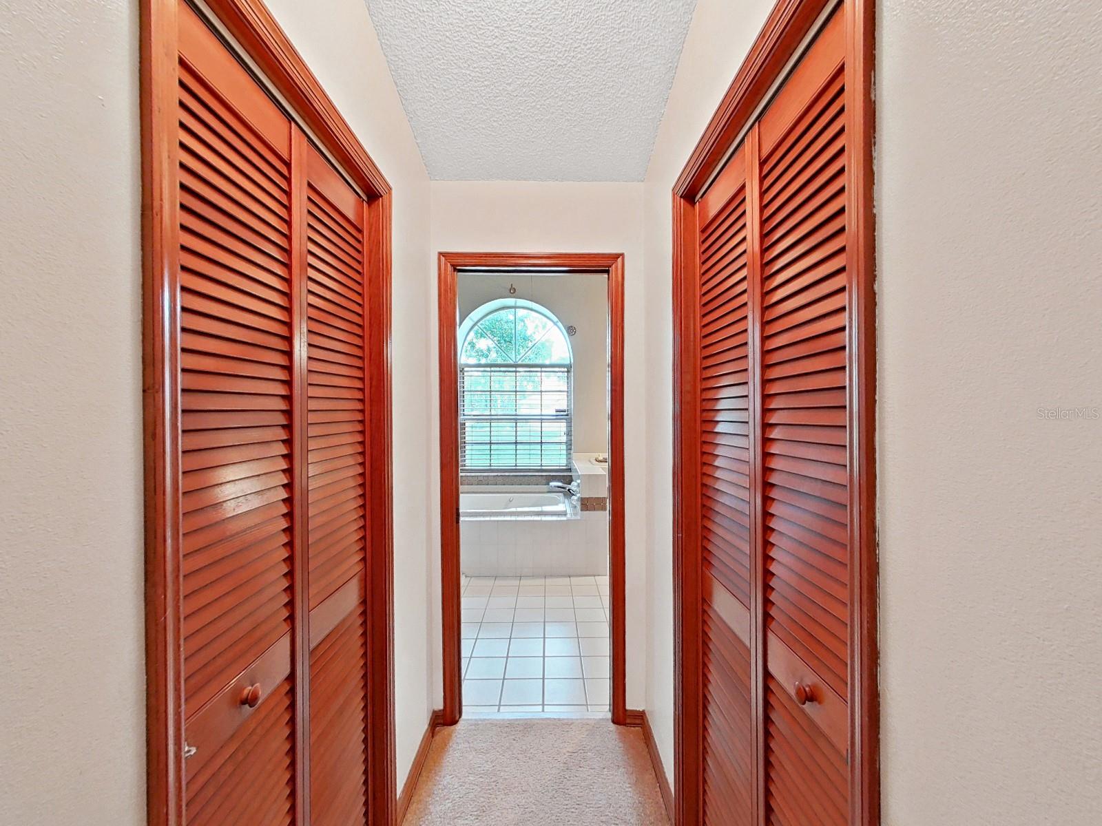 HUNTINGTON WOODS - Residential