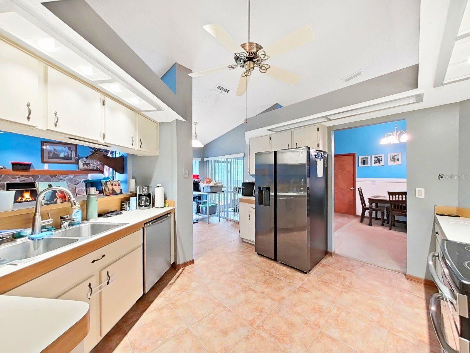 HUNTINGTON WOODS - Residential