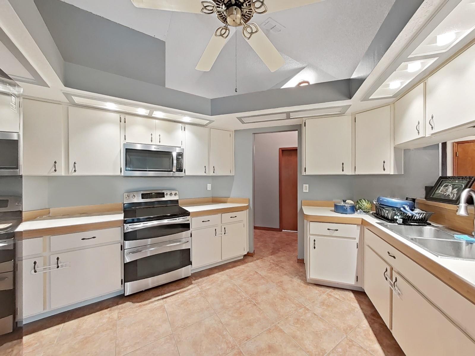 HUNTINGTON WOODS - Residential