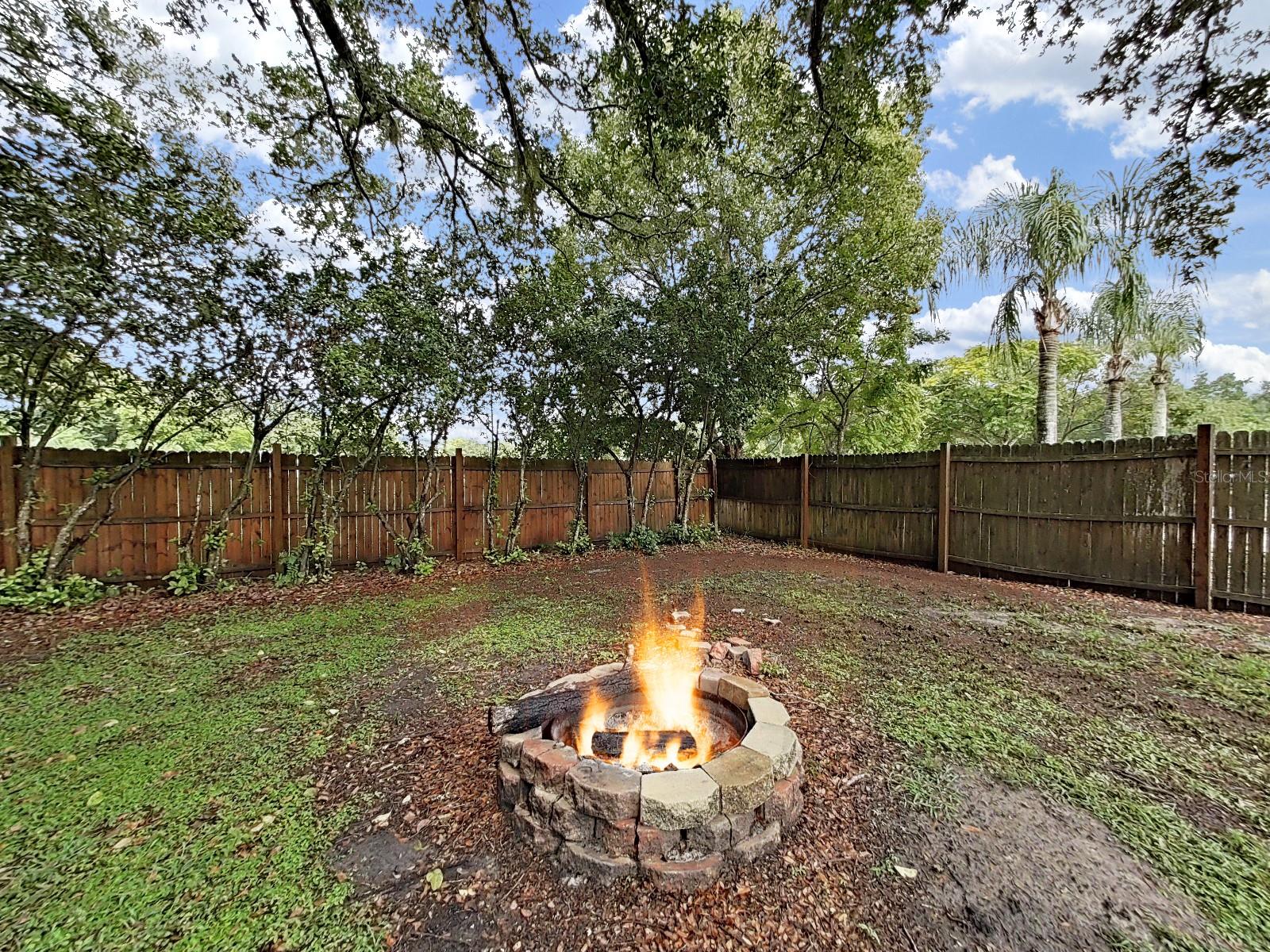HUNTINGTON WOODS - Residential