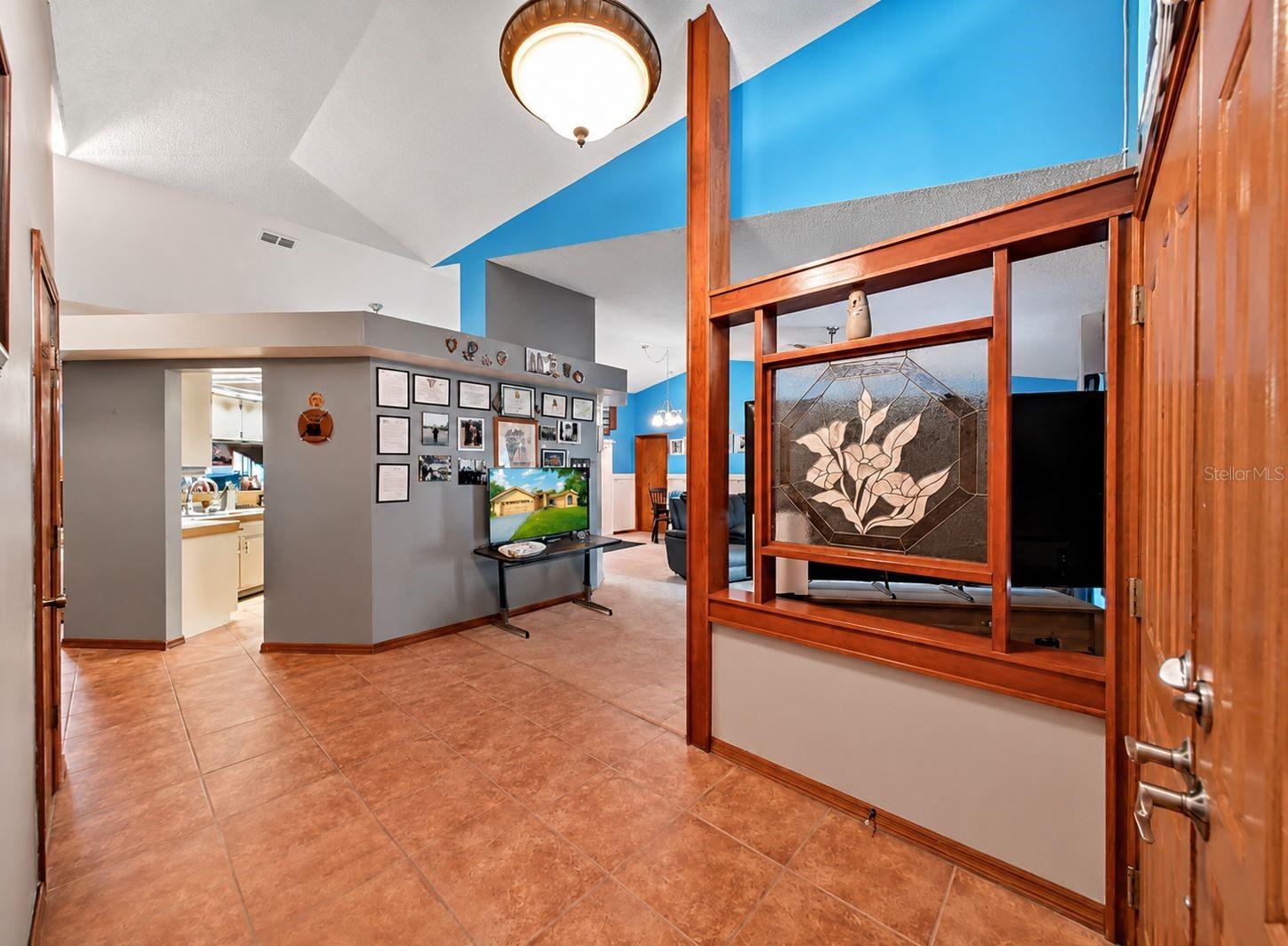 HUNTINGTON WOODS - Residential