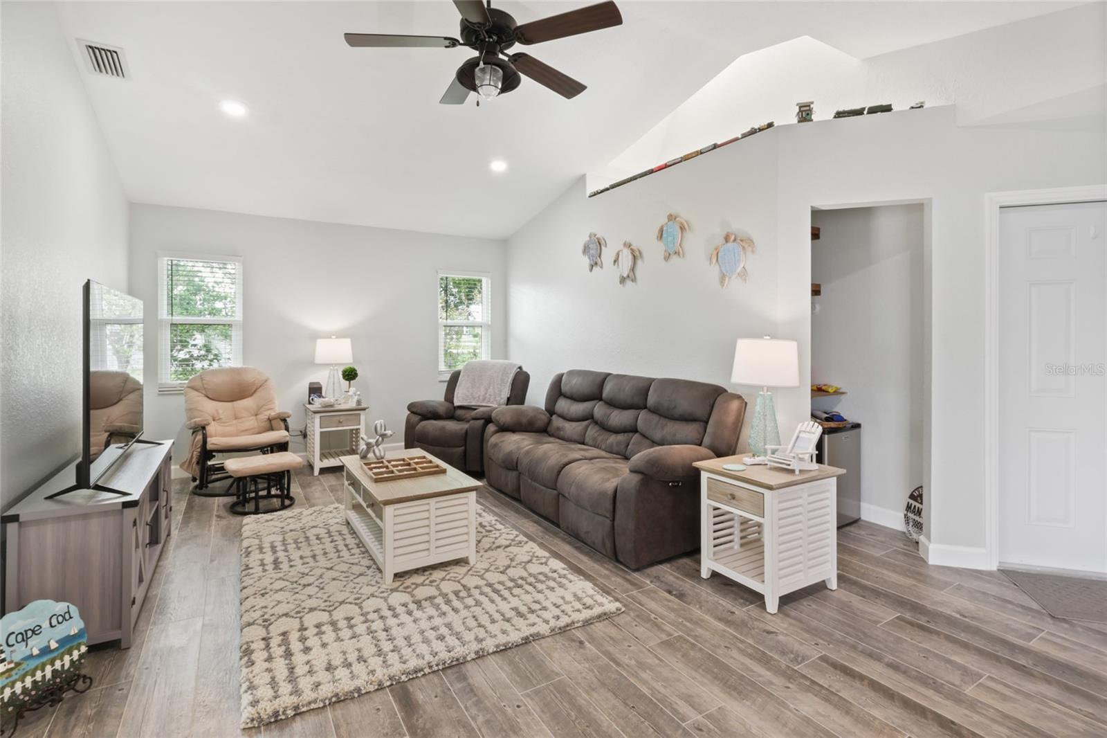 HARB HEIGHTS - Residential Lease