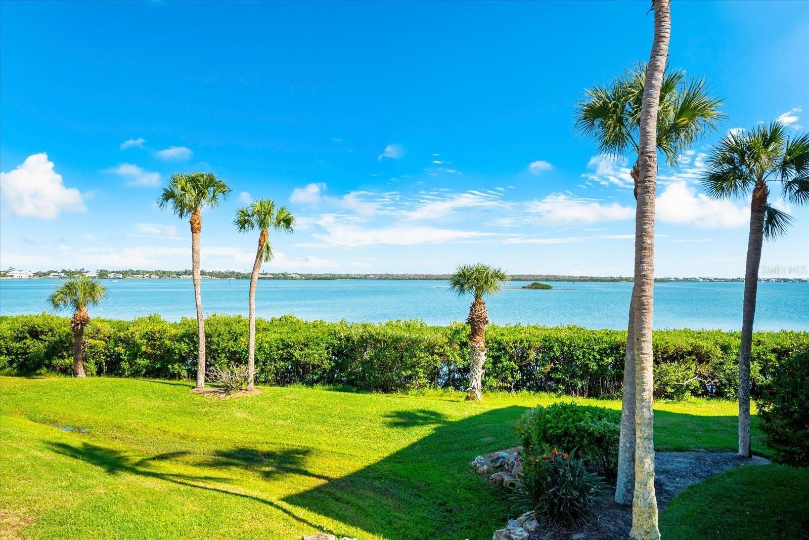 SANDPIPER KEY BLDG 04 - Residential