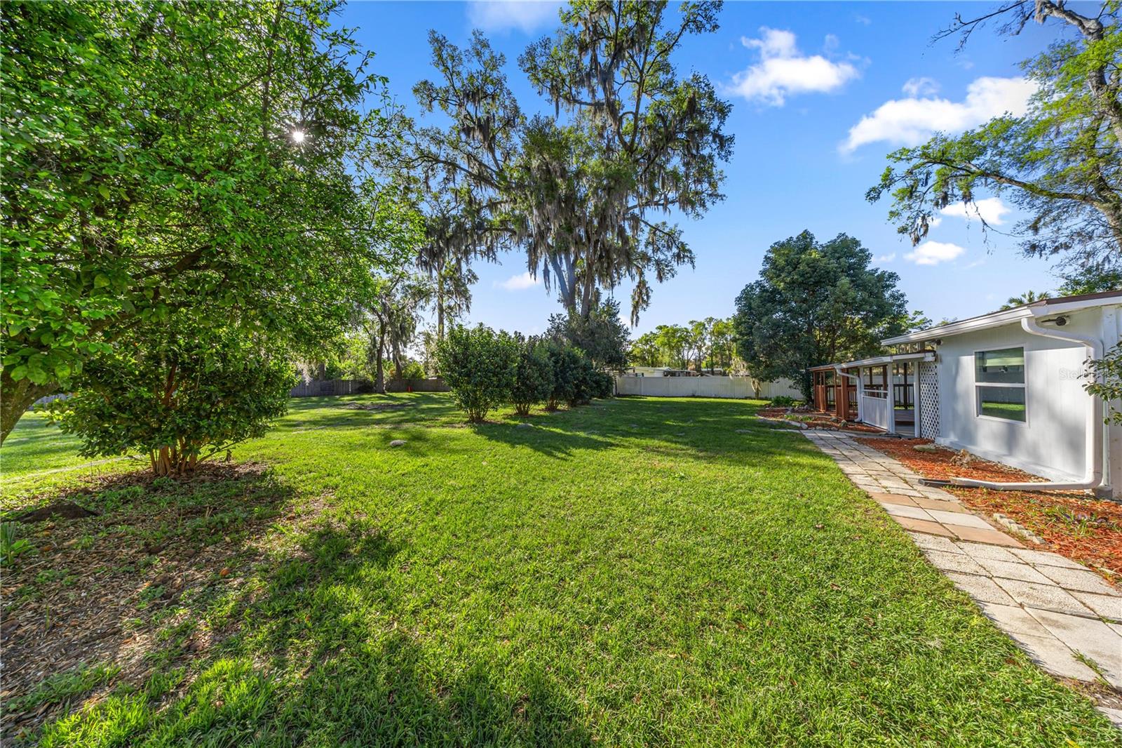 OCALA THROUGHBRED ACRES - Residential
