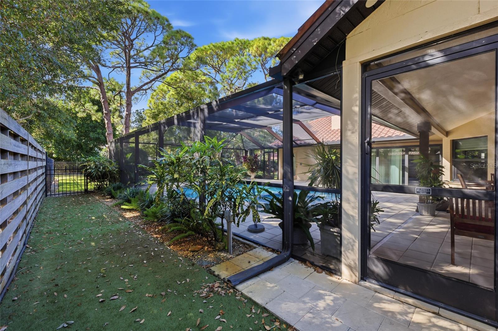 THE LANDINGS - Residential