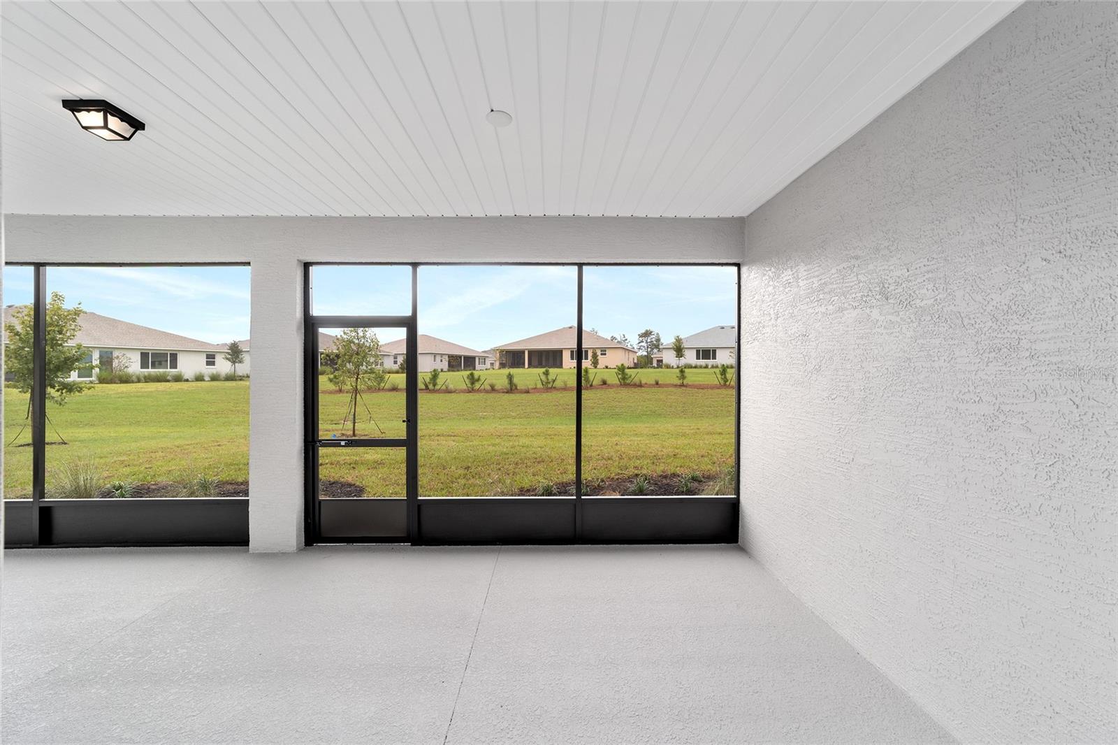 ON TOP OF THE WORLD - Residential