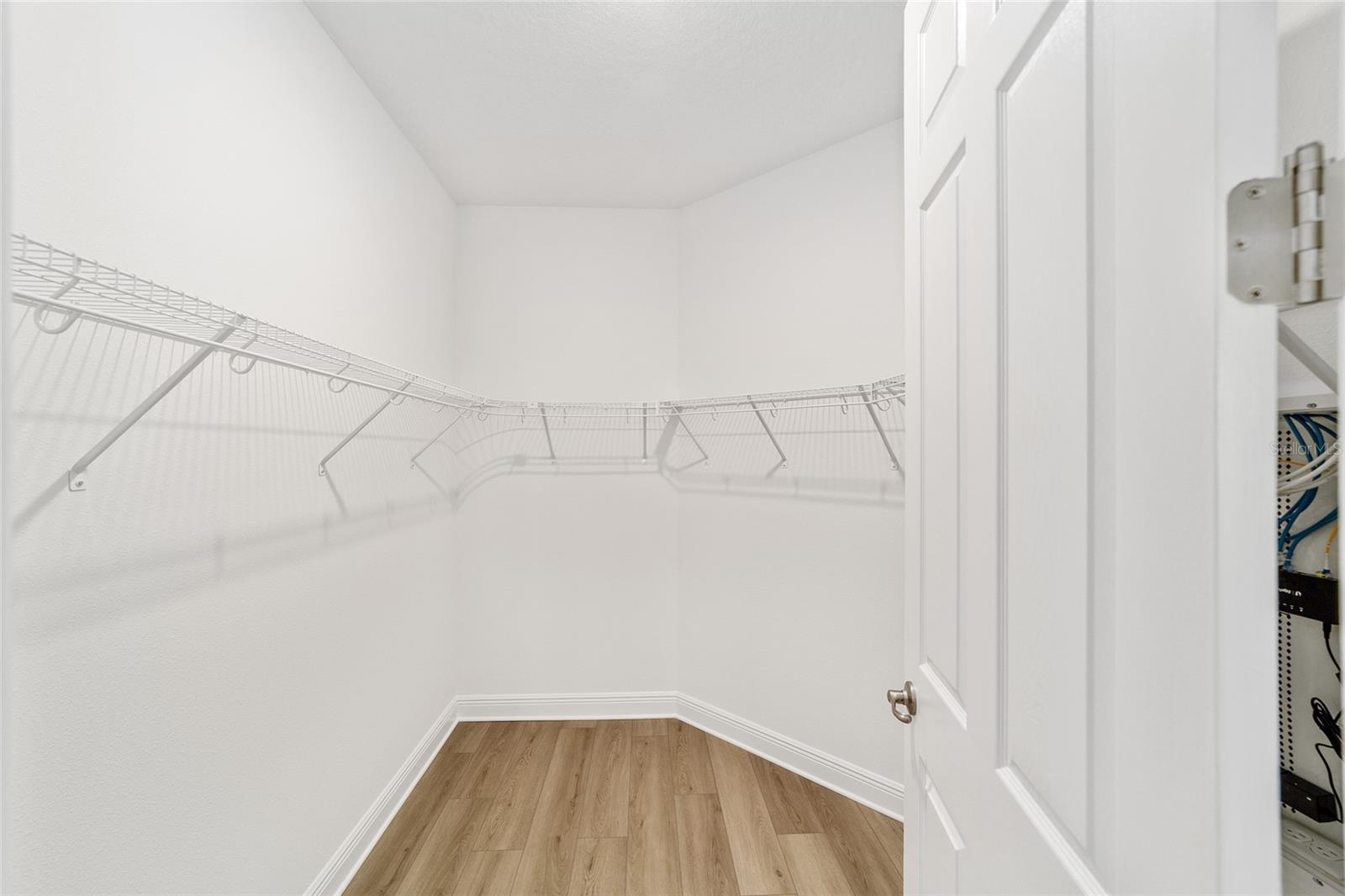 ON TOP OF THE WORLD - Residential