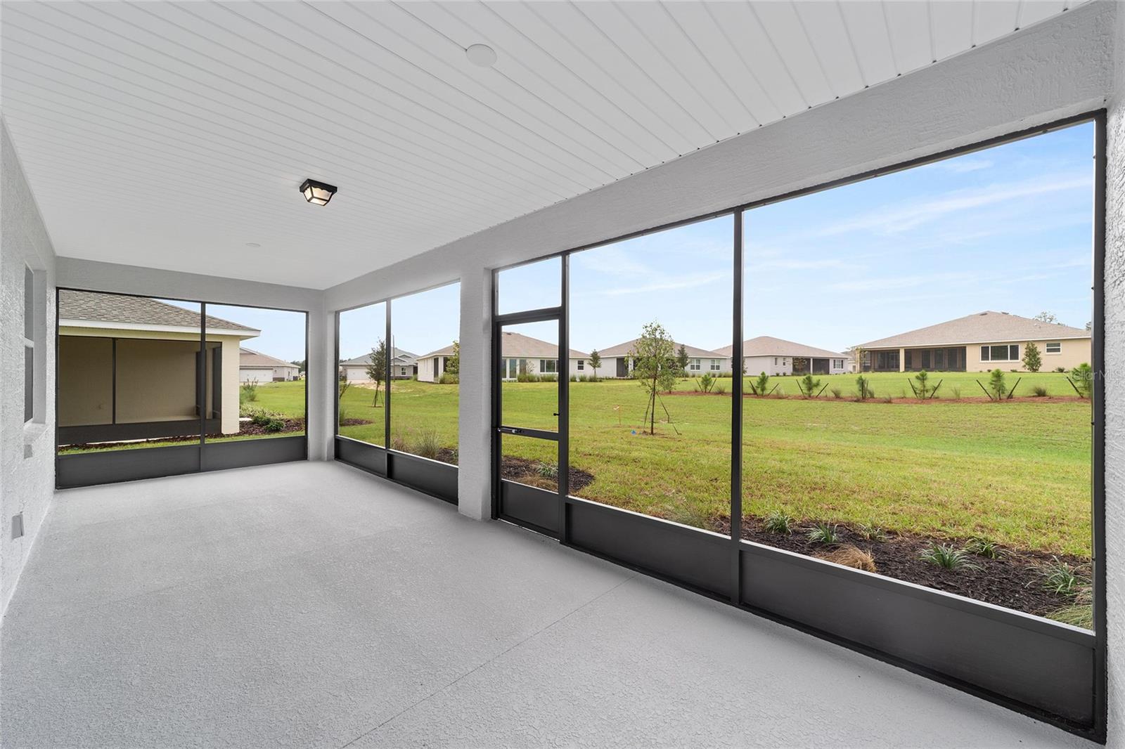 ON TOP OF THE WORLD - Residential