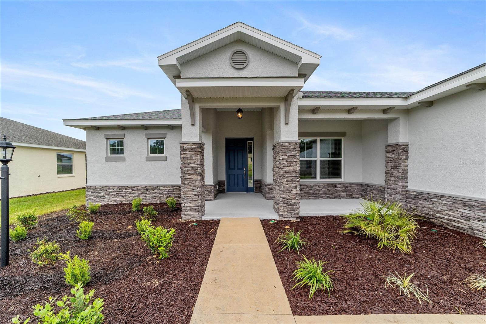 ON TOP OF THE WORLD - Residential