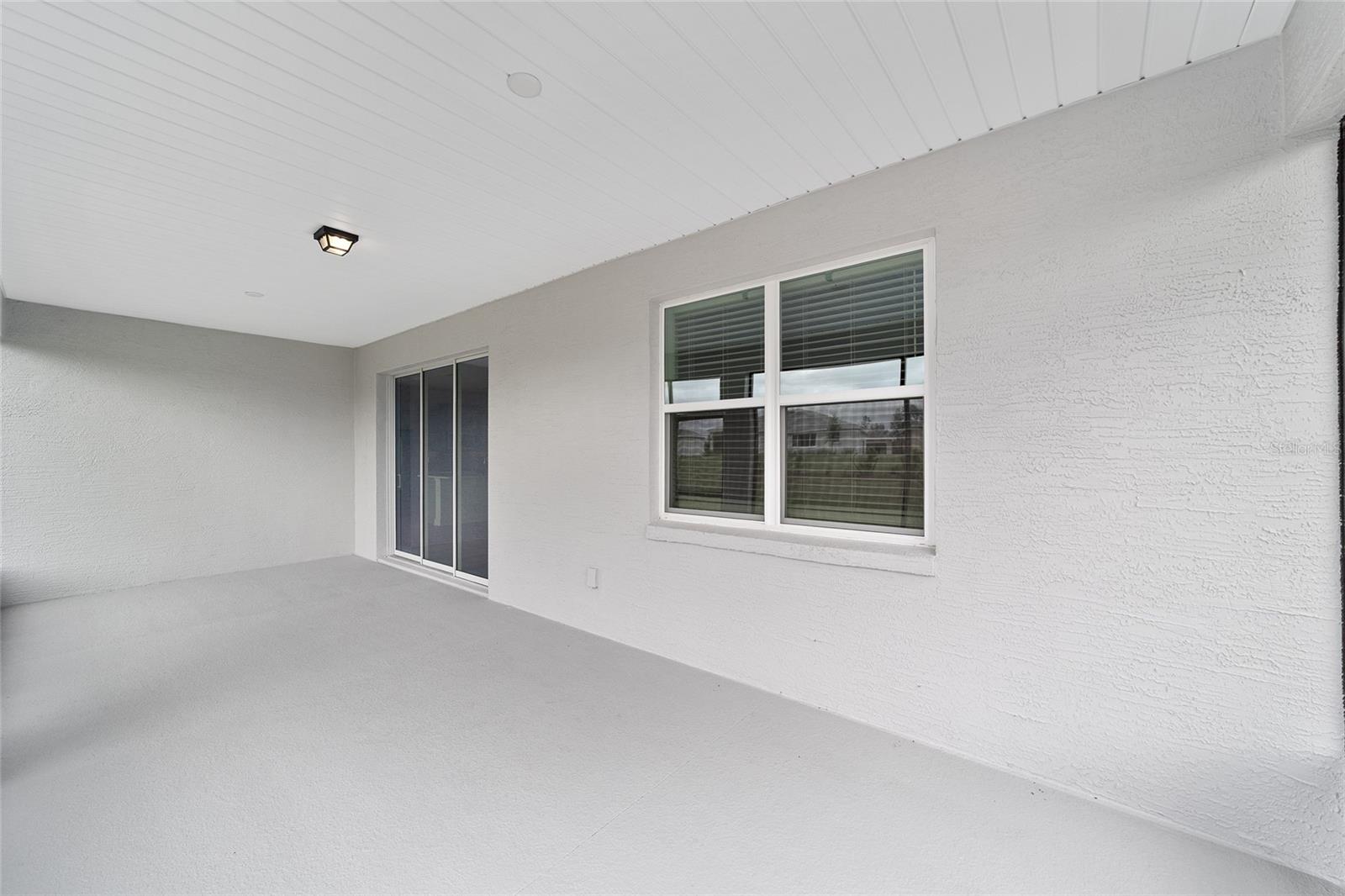 ON TOP OF THE WORLD - Residential