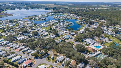 A home in LAKE WALES