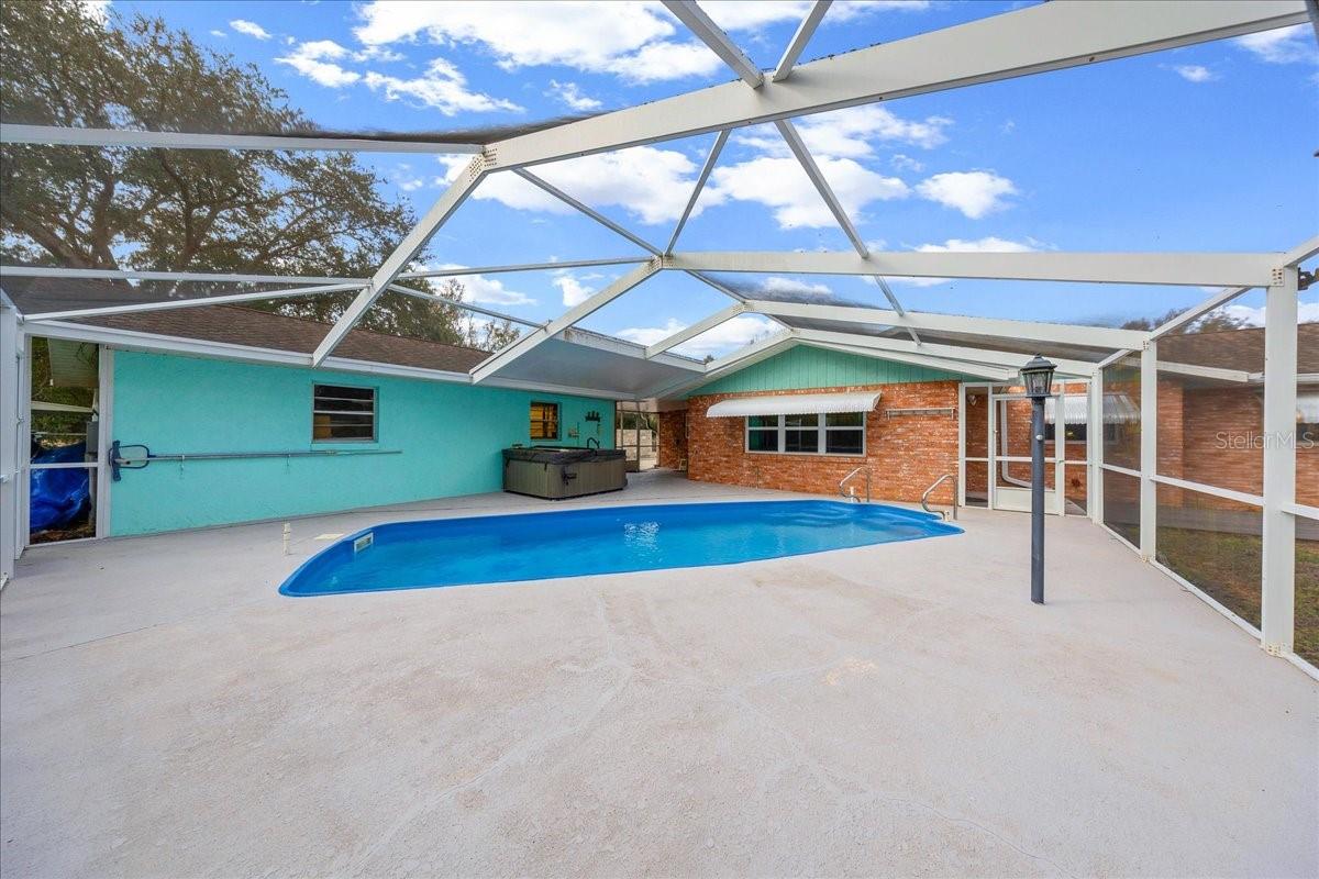 CORAL RIDGE - Residential