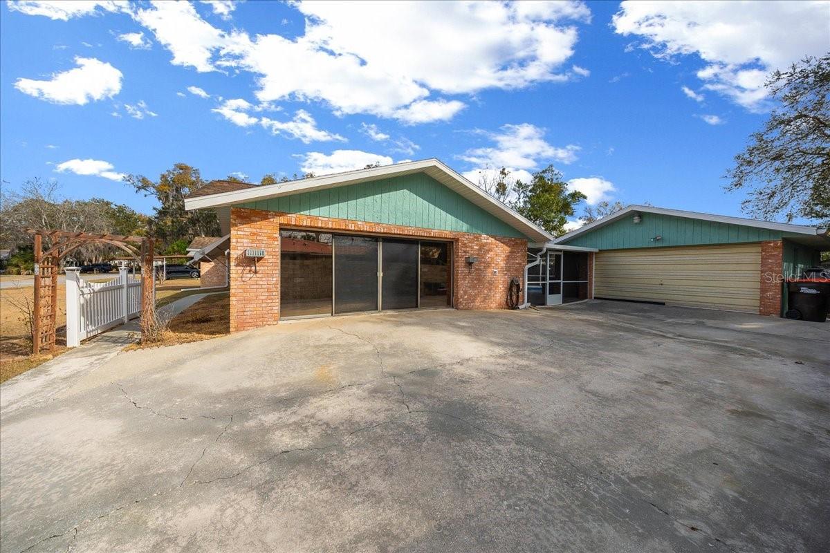 CORAL RIDGE - Residential