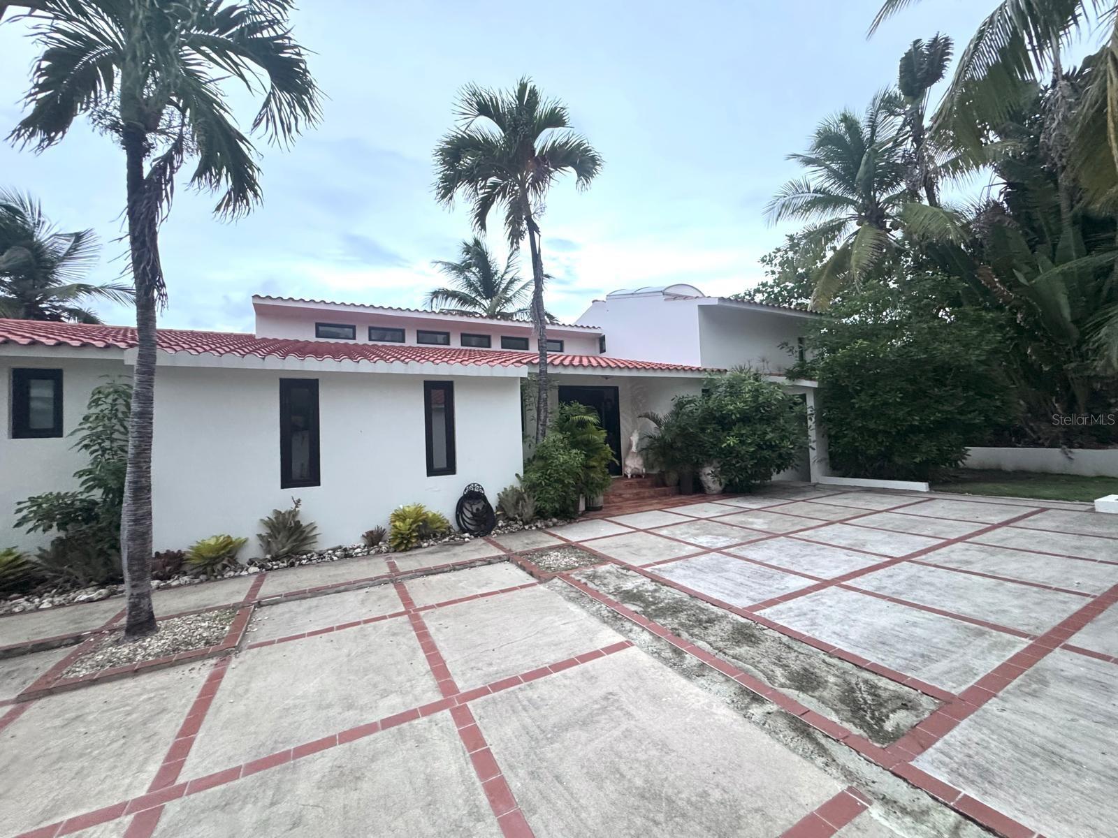 SURFSIDE - Residential