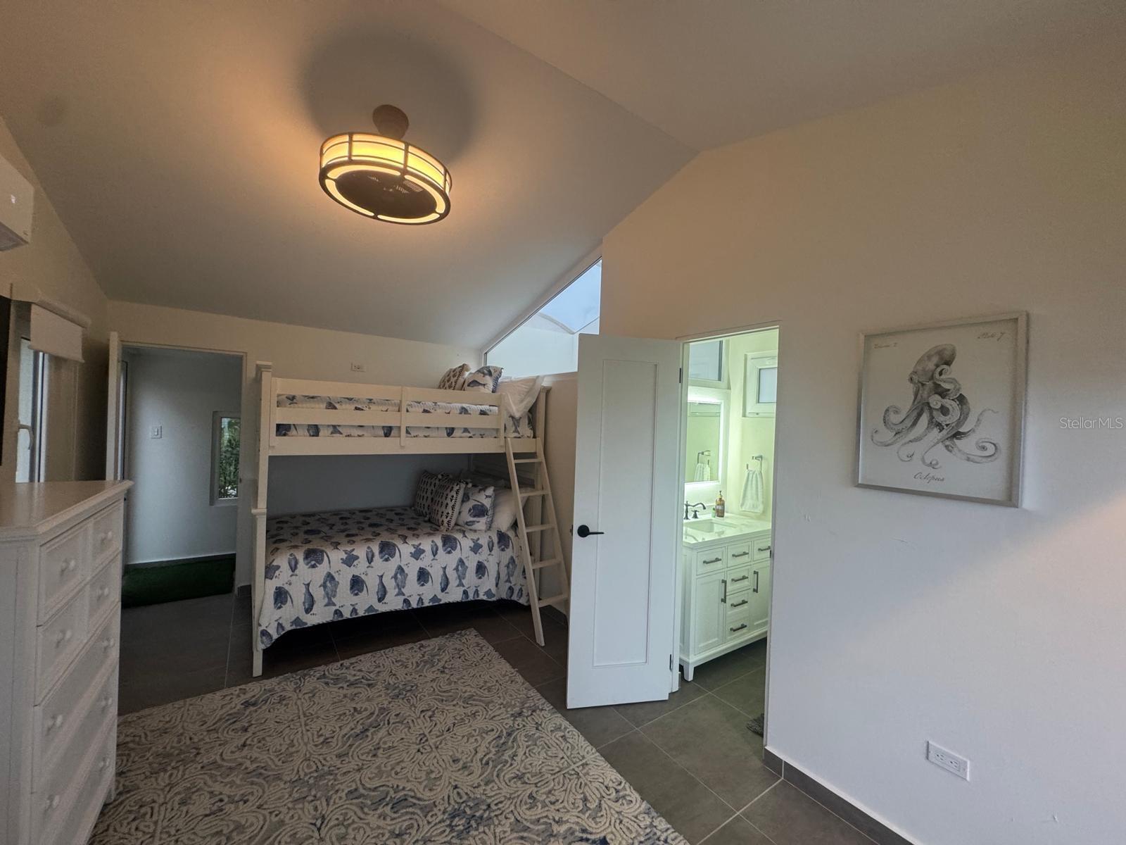 SURFSIDE - Residential