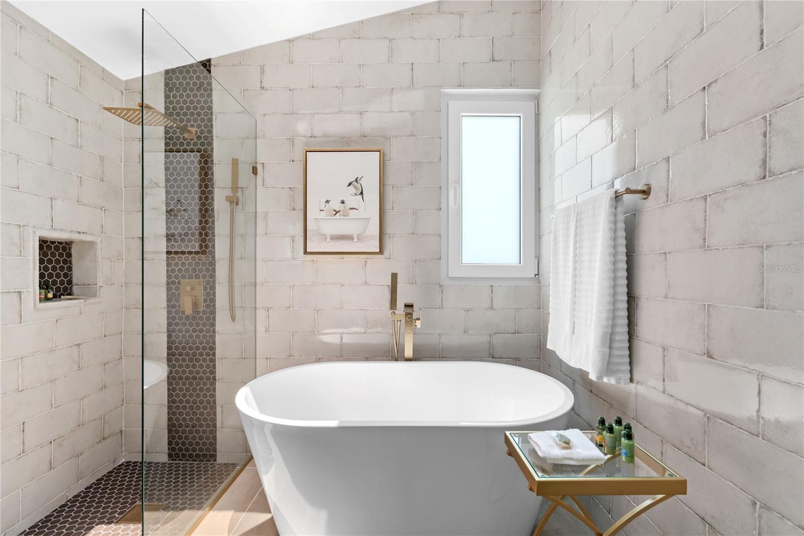 SURFSIDE - Residential