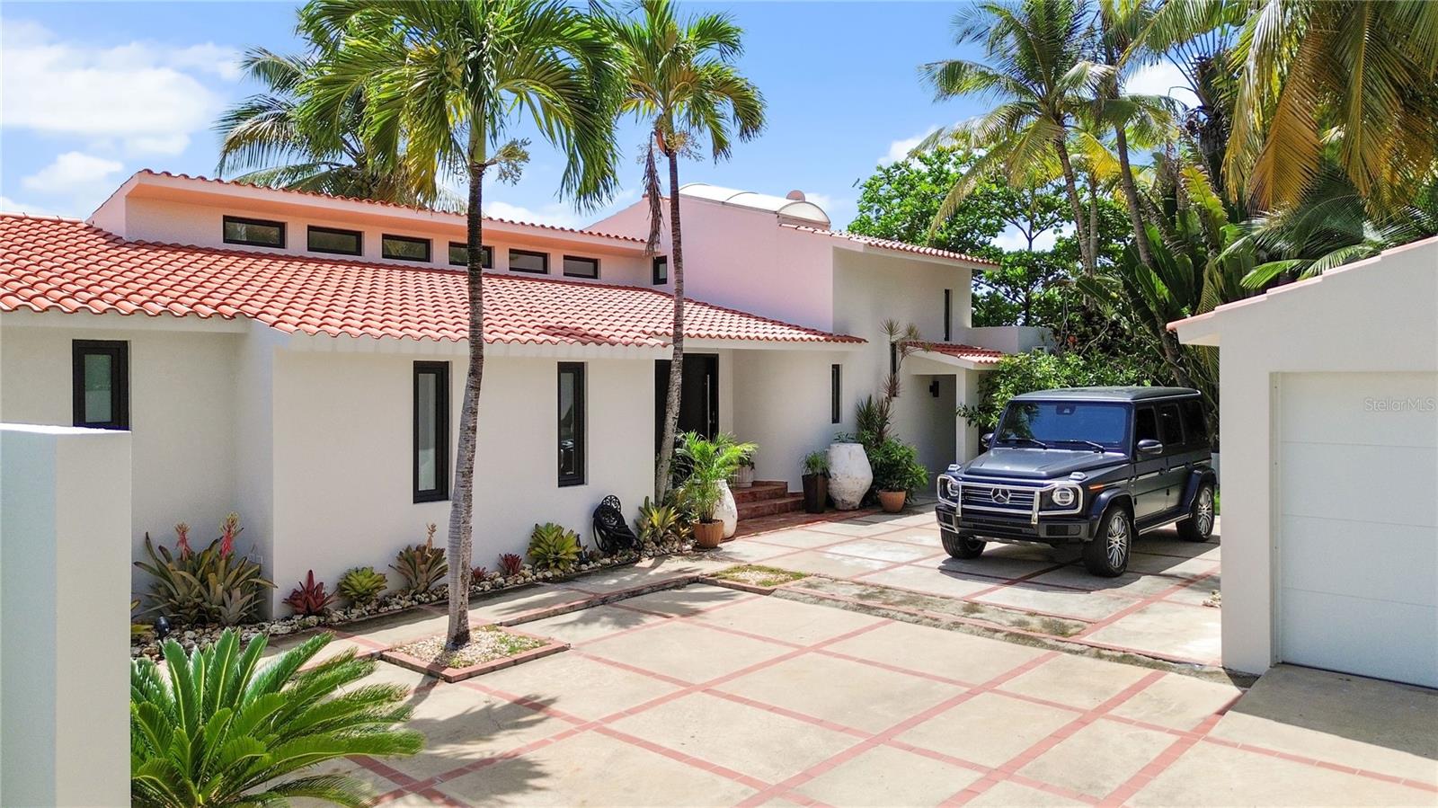 SURFSIDE - Residential