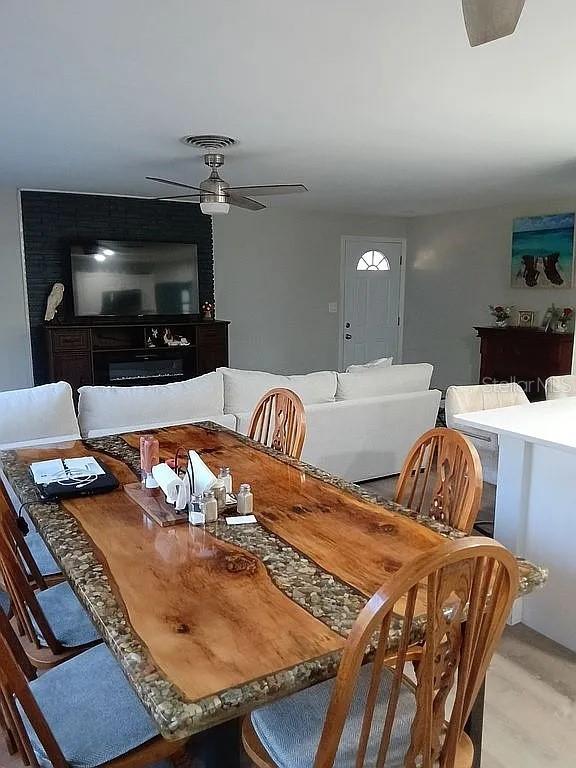 LENORE ADD UN 5 - Residential