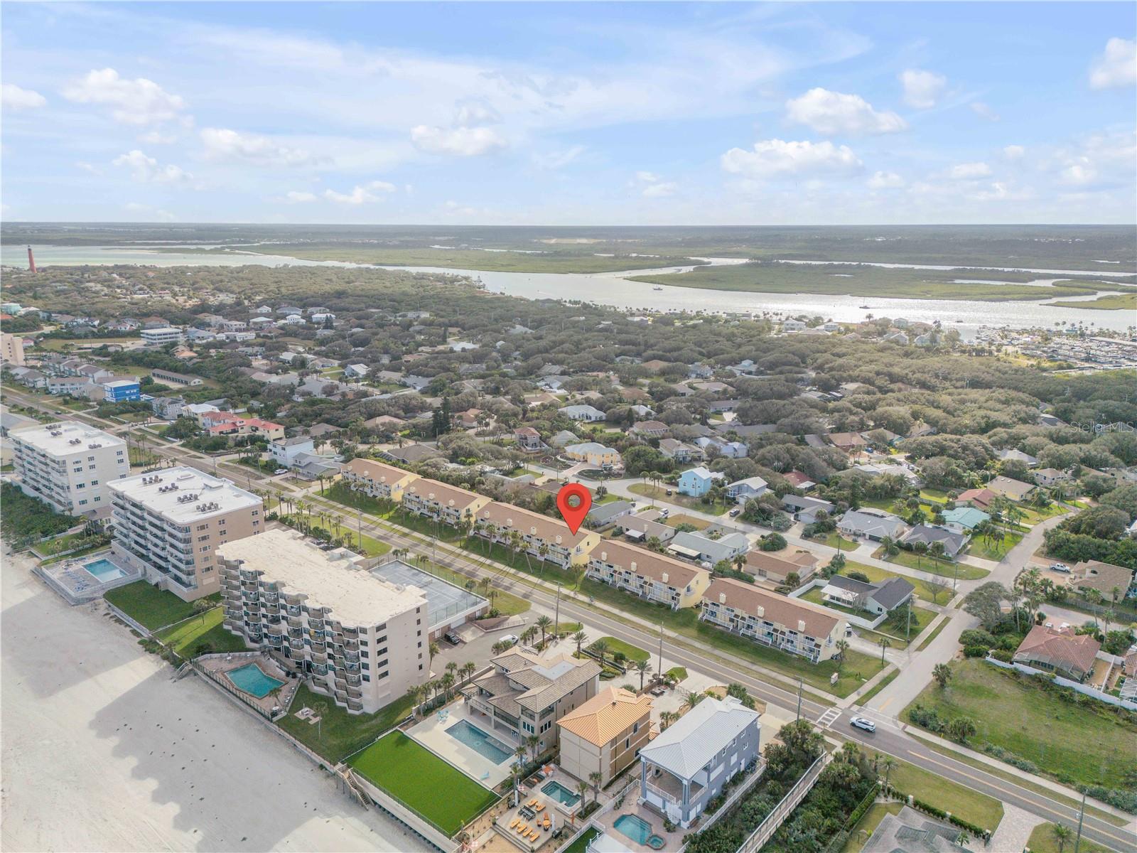 LIGHTHOUSE SHORES TWNHMS CONDO - Residential