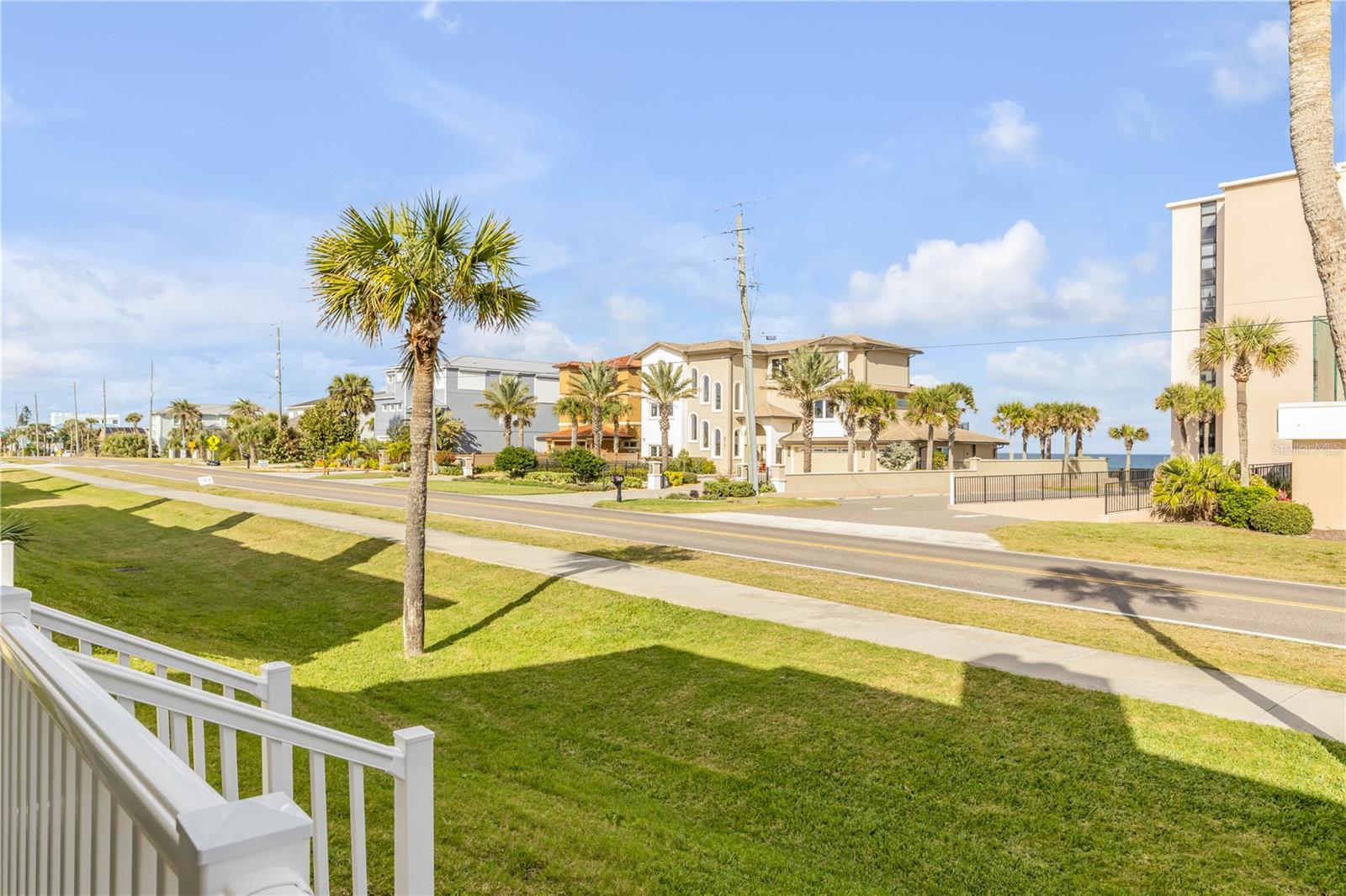 LIGHTHOUSE SHORES TWNHMS CONDO - Residential