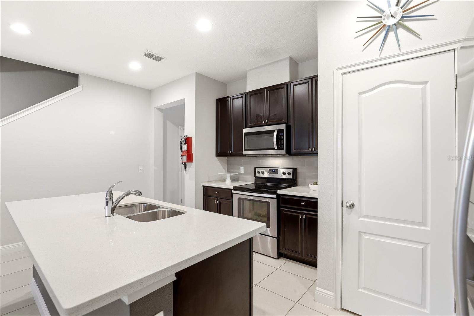 HAMLIN RESERVE - Residential