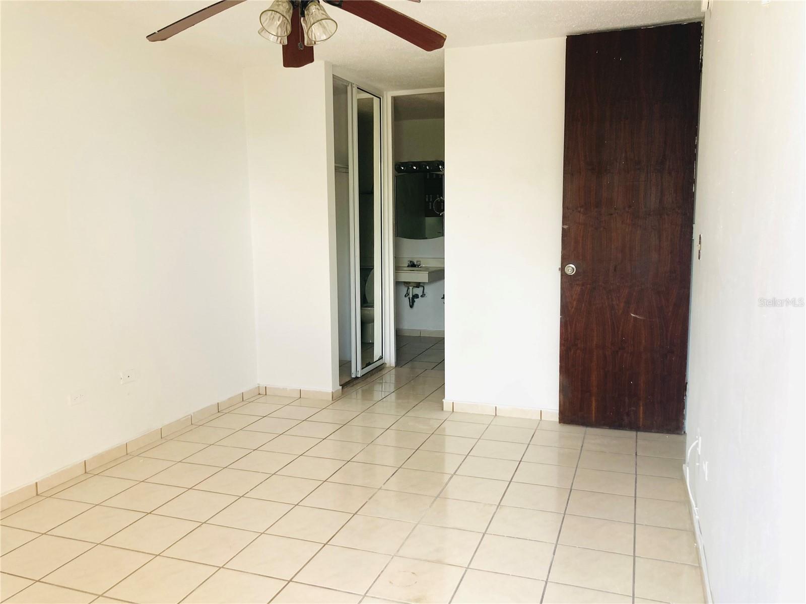 HOYO MULA - Residential