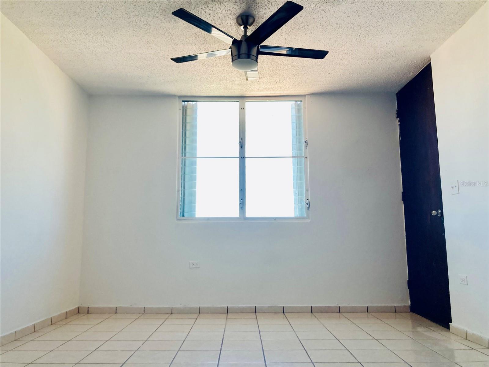 HOYO MULA - Residential