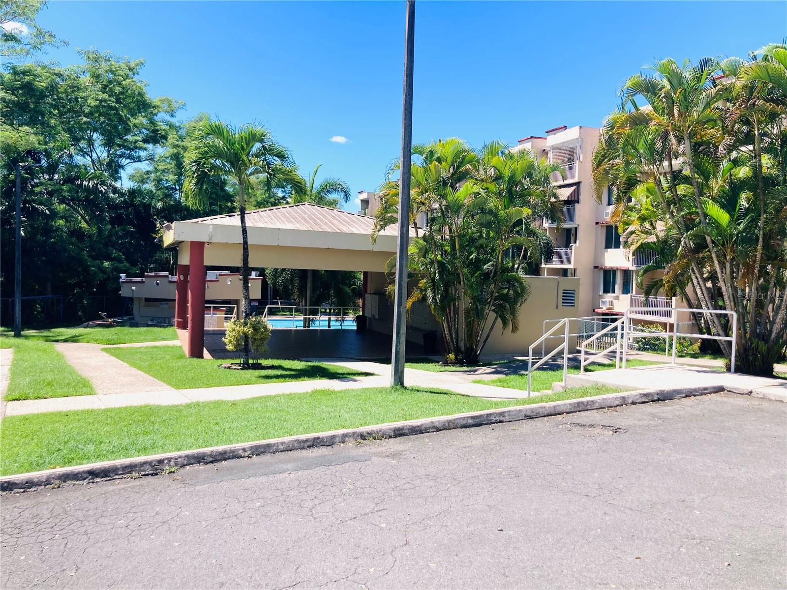 HOYO MULA - Residential