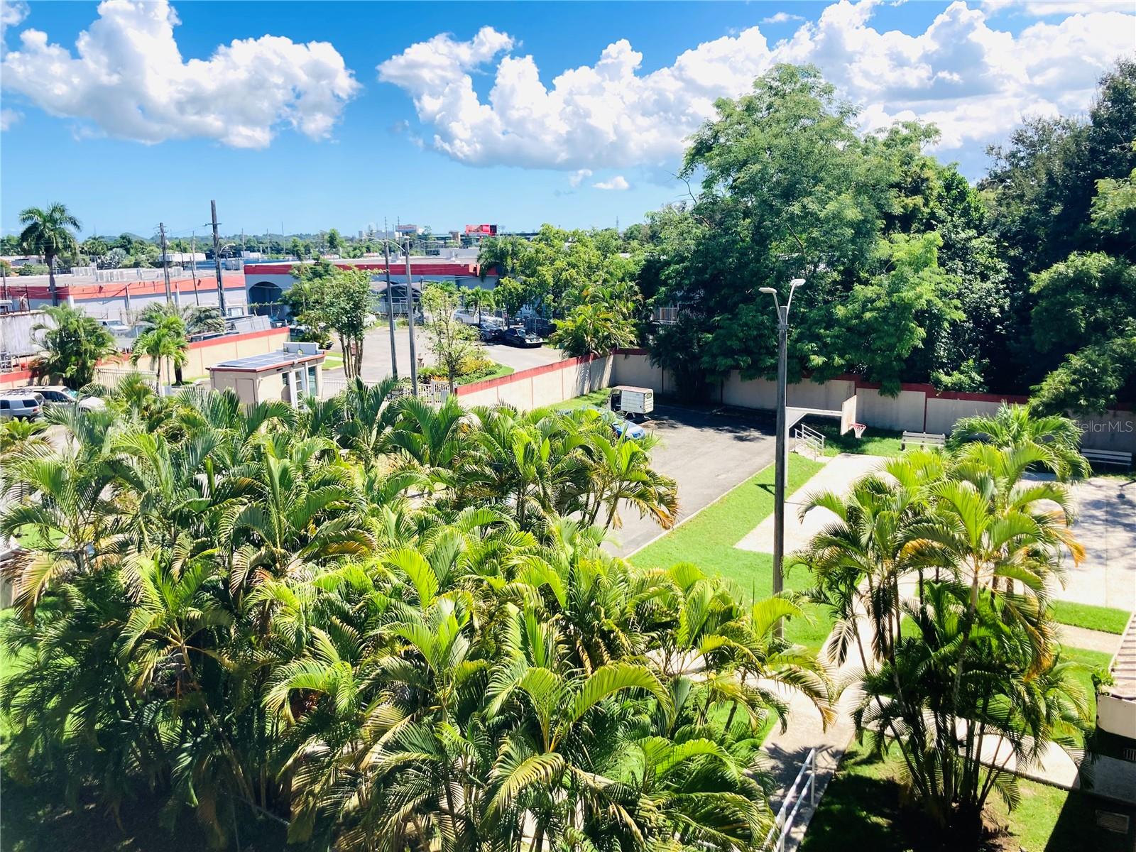 HOYO MULA - Residential